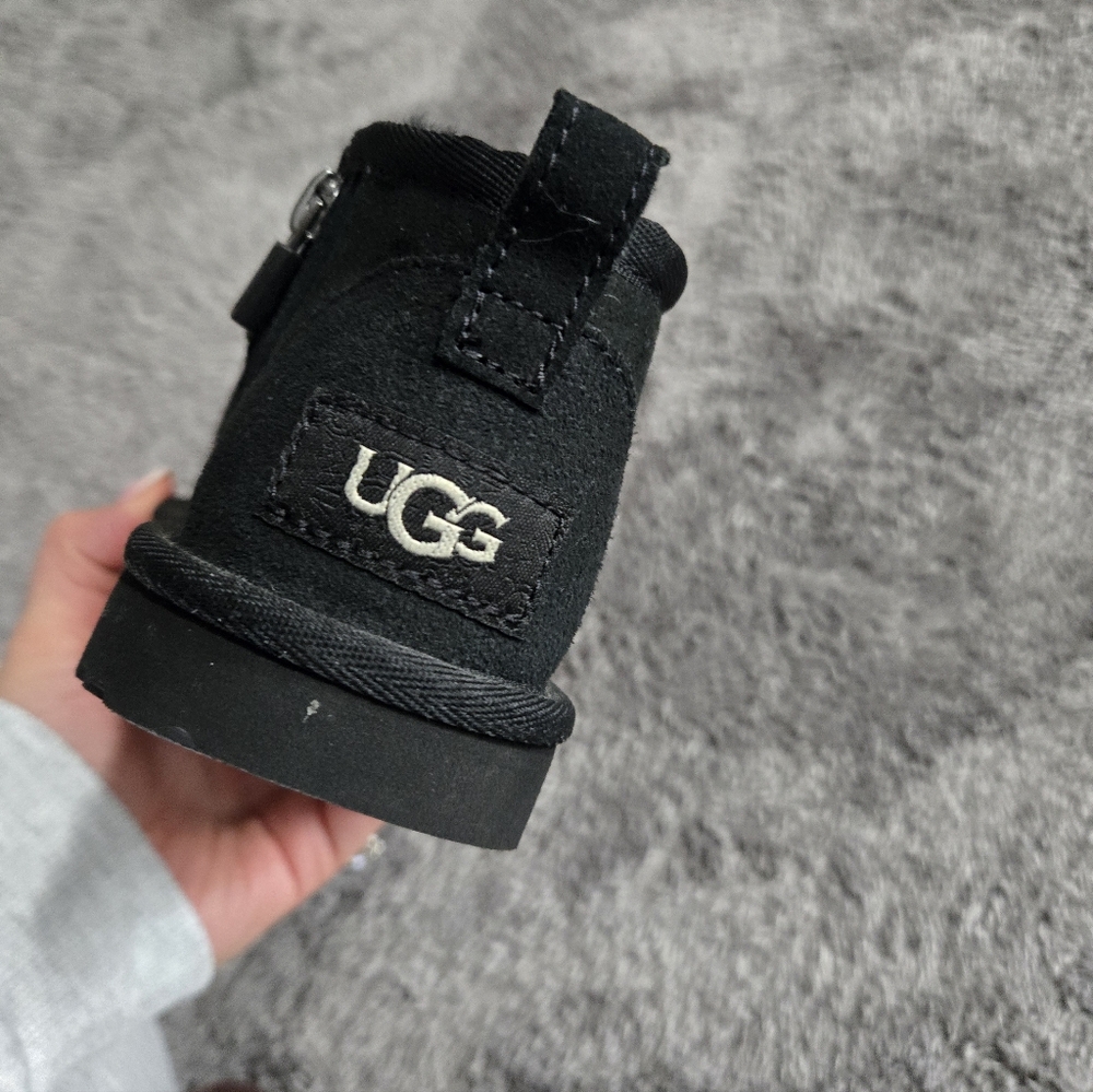 New UGG Kid's Classic Ultra Mini Bootie Little Kids Size 12 W/side Zipper - Picture 9 of 10